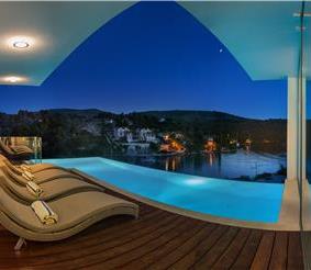 5 bedroom villa with heated infinity pool and sea views near Milna, Brac Island, sleeps 10